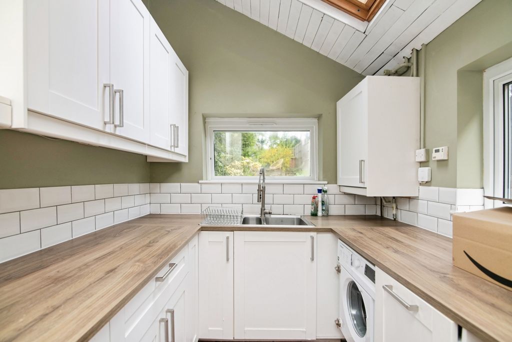 Property photo 3 of 17 Pbox-Img.Jpg