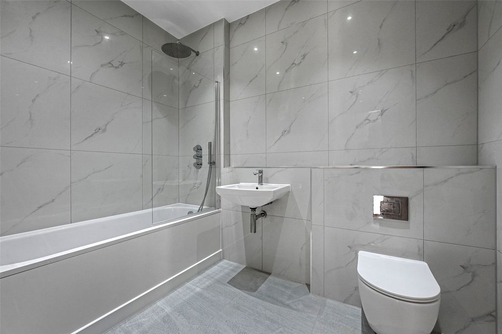 Property photo 2 of 11 Picture No. 07