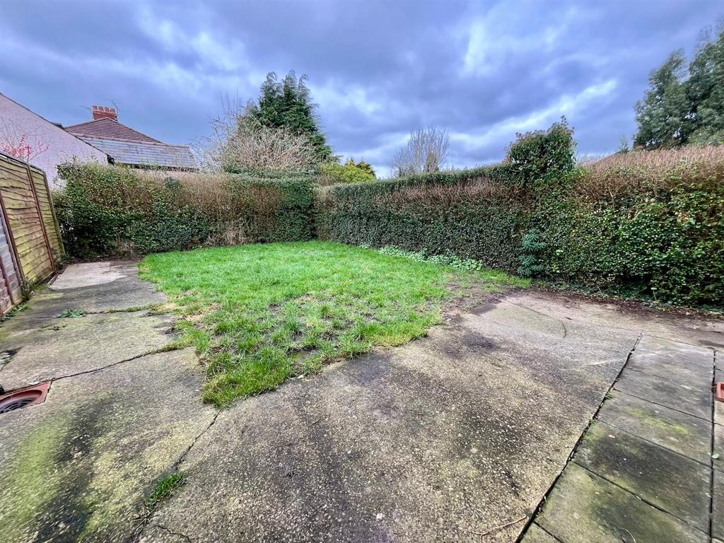 Property photo 2 of 15 8E6A9E44-F9B5-4d47-B221-77d1A23Bd3d8.Jpg