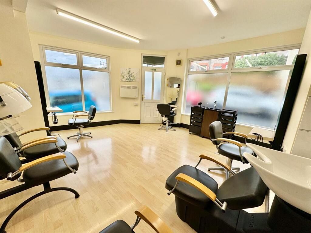 Property photo 3 of 20