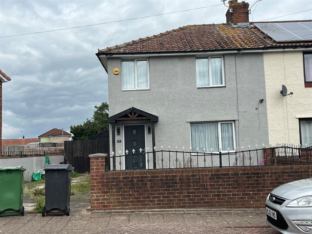 Property photo 1 of 12