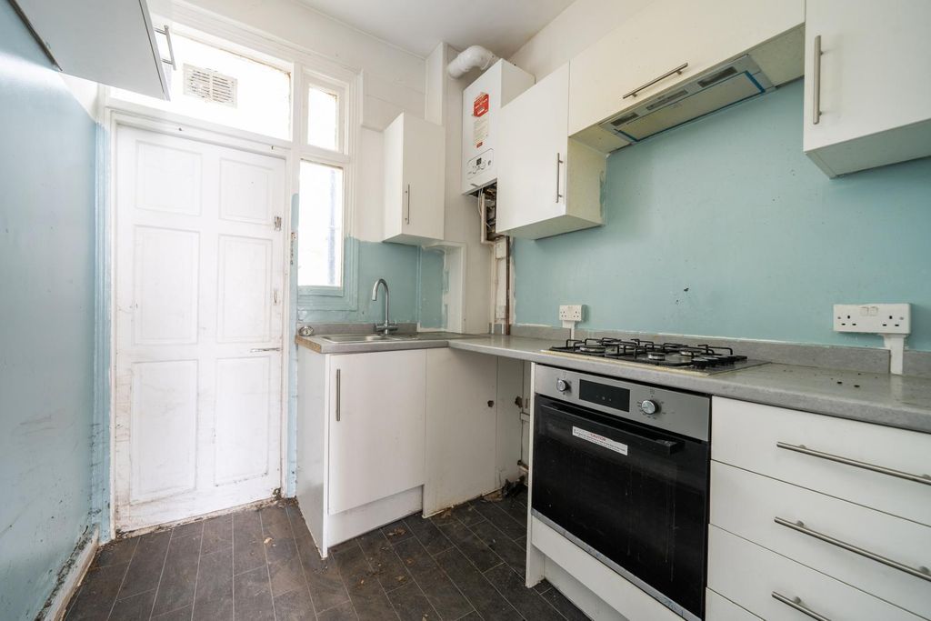 Property photo 2 of 13 1496776 (7)