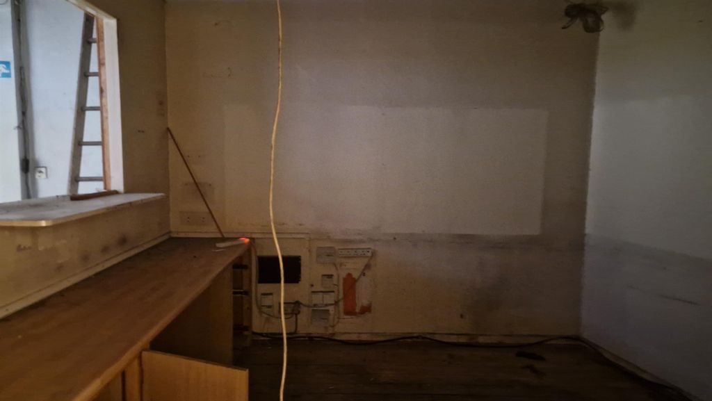 Property photo 3 of 4 20251114_134102_Resized.Jpg