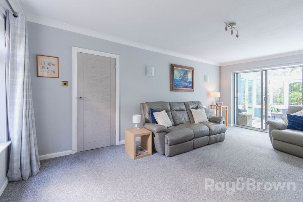 Property photo 3 of 55