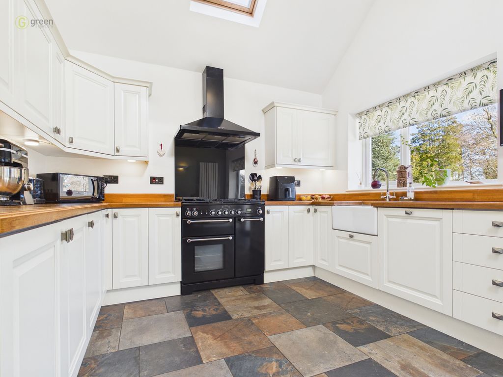 Property photo 2 of 55 Cam01332G0Pr0660Still026