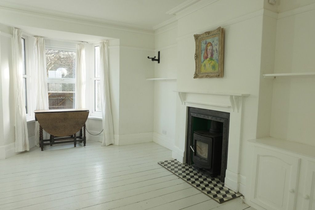 Property photo 3 of 36