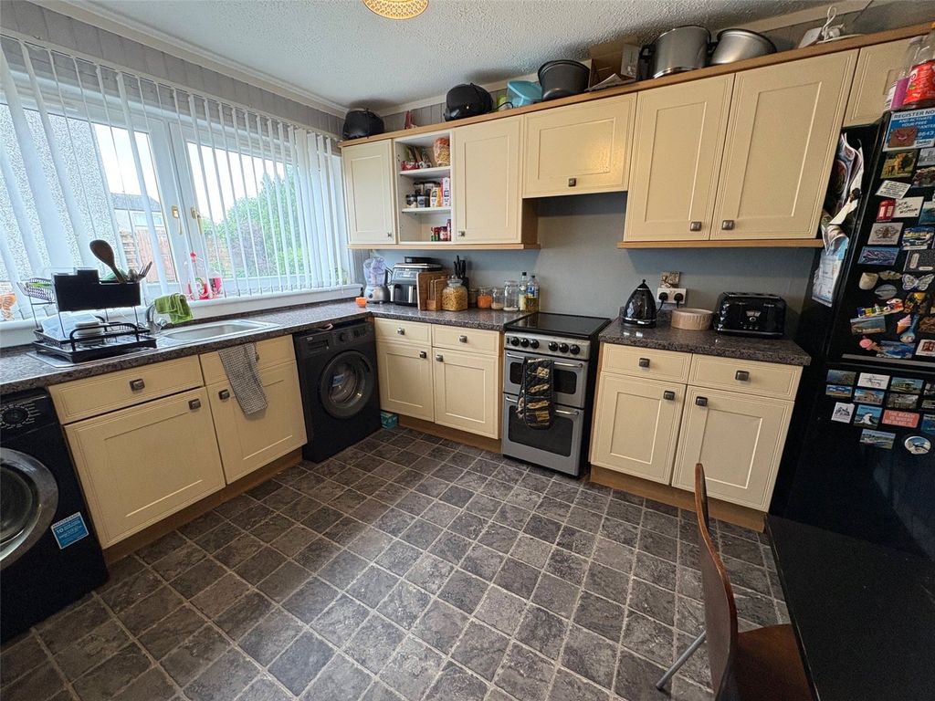 Property photo 3 of 17 Picture No. 06