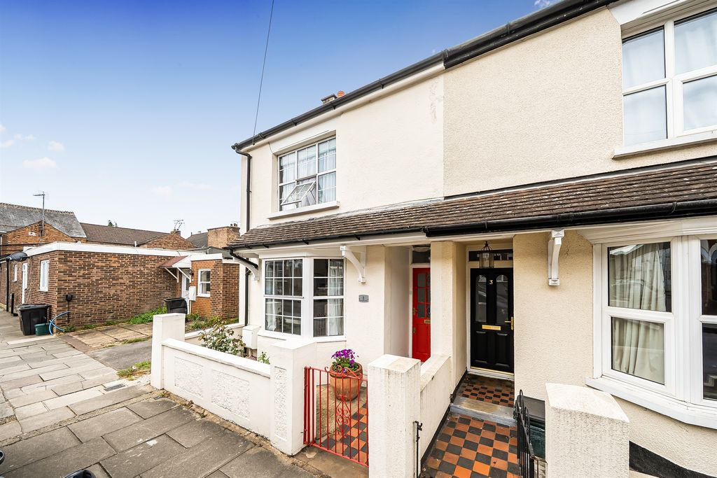 Property photo 1 of 14