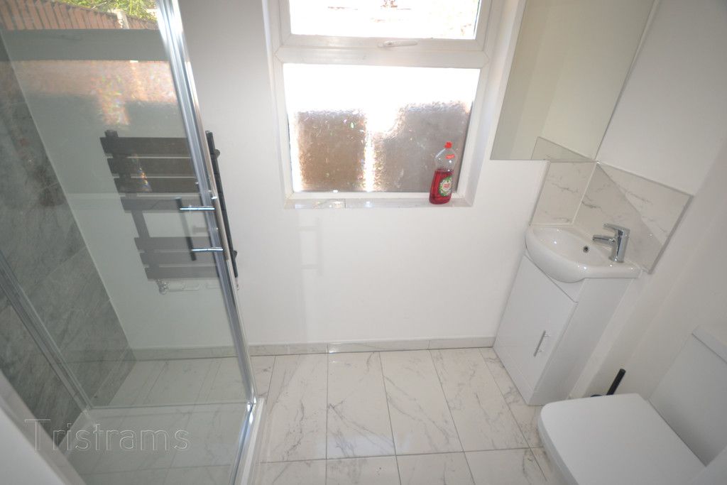 Property photo 2 of 3