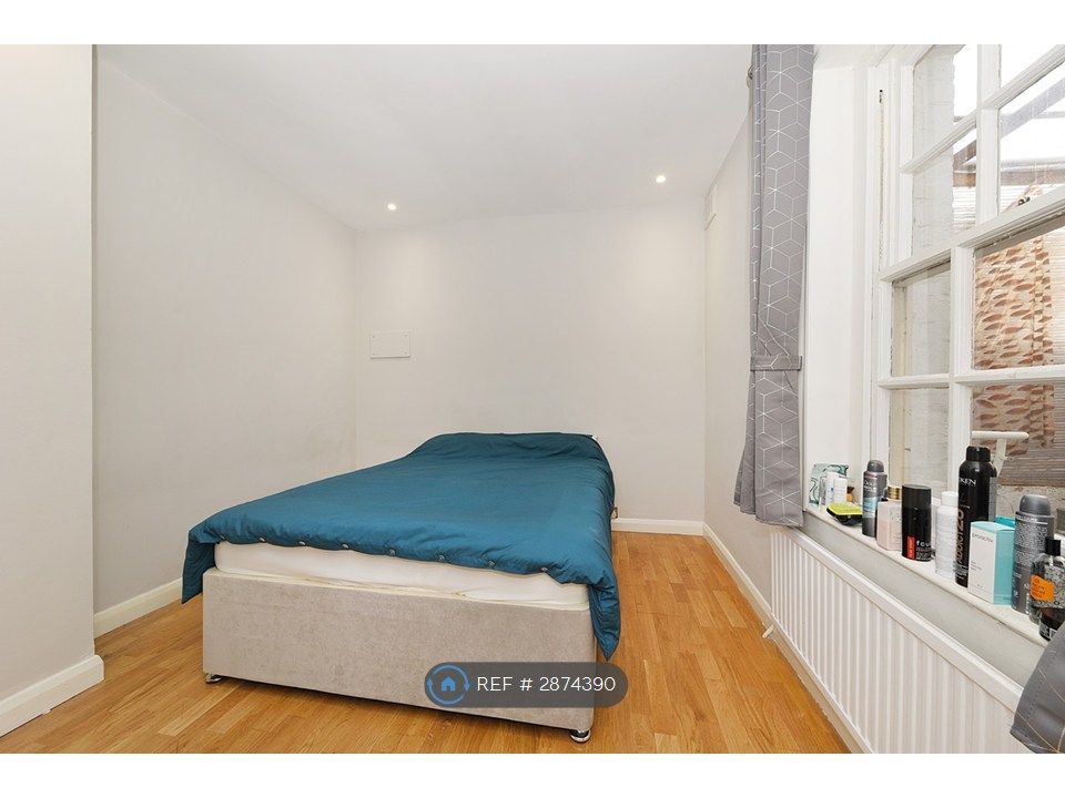 Property photo 3 of 5