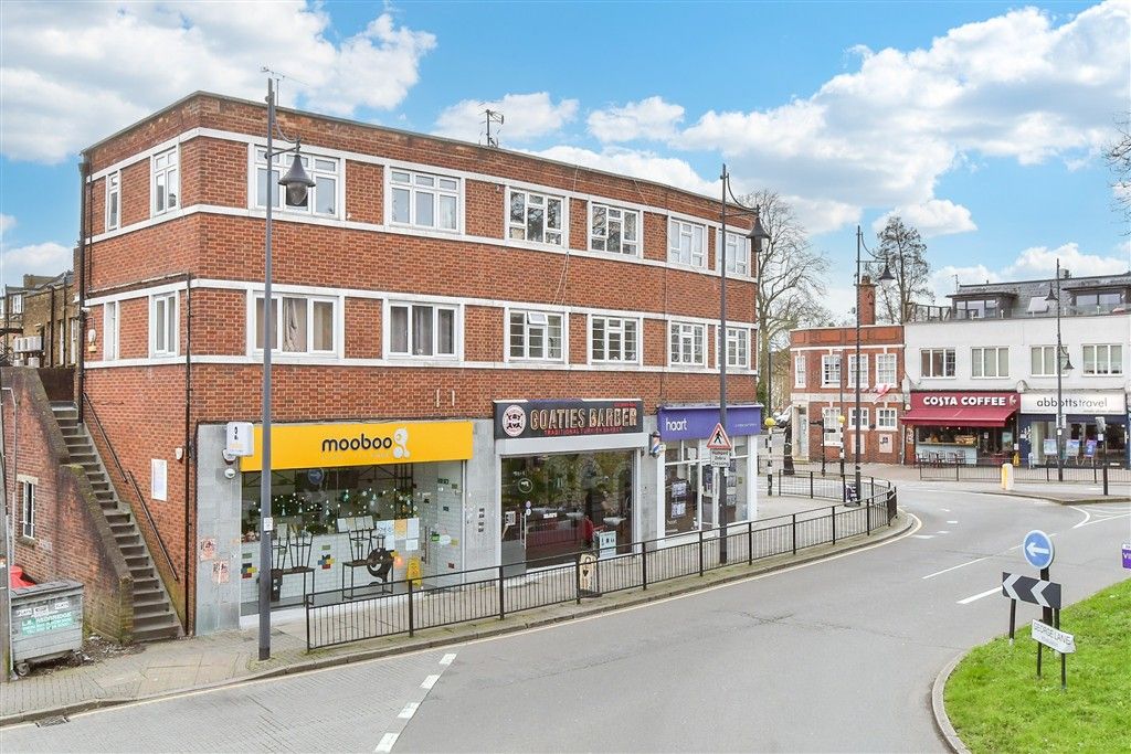 Property photo 2 of 6 External (Brochure)