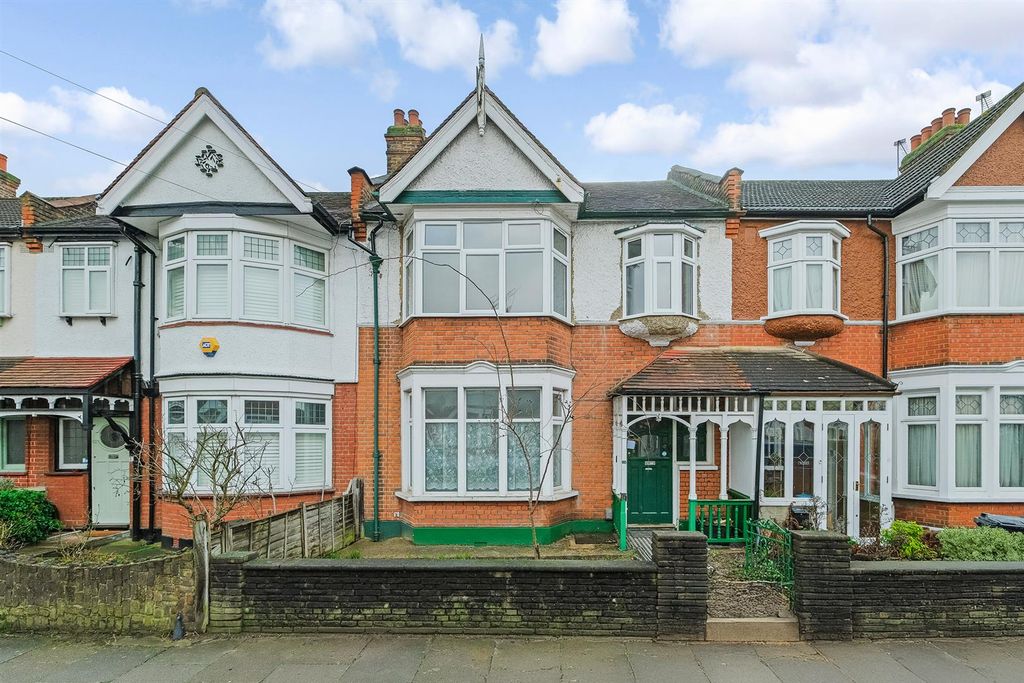 Property photo 1 of 20 85 Cowley Road-25.Jpg