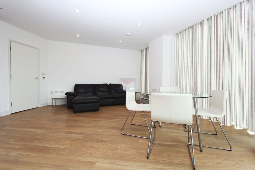 Property photo 2 of 6 Photo3