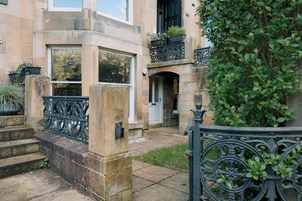 Property photo 1 of 29