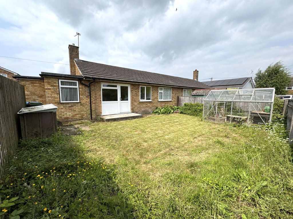Property photo 2 of 8