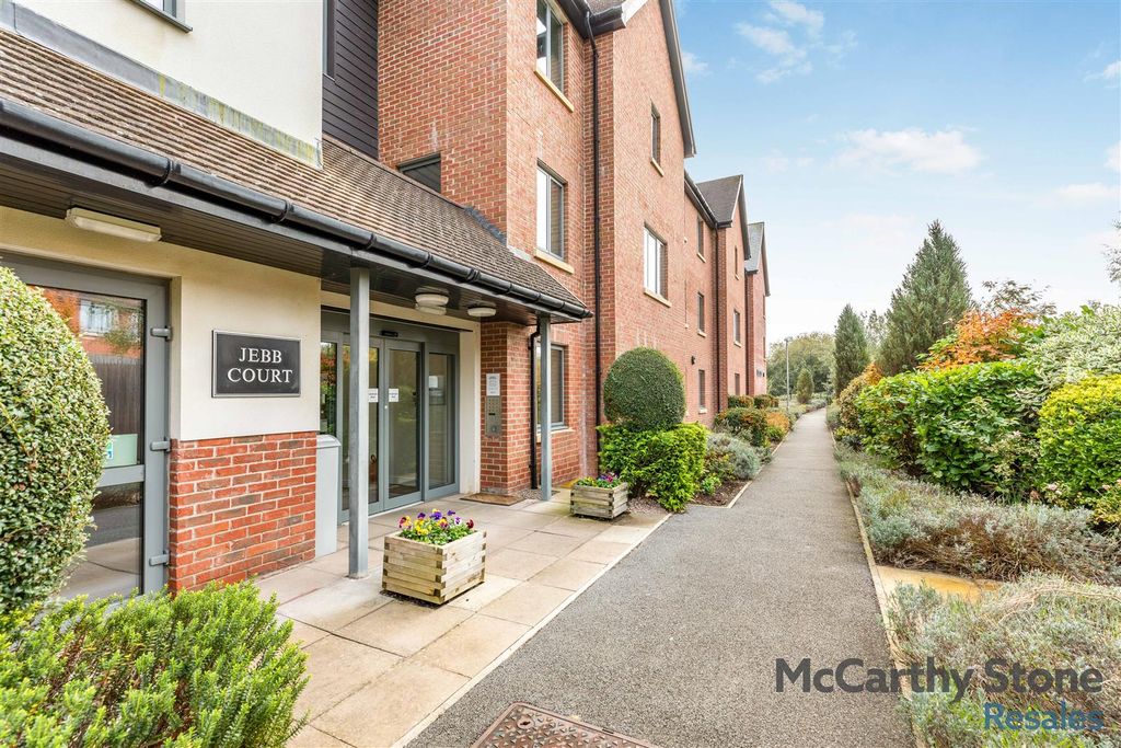 Property photo 1 of 12 8666965-Exterior05.Jpg