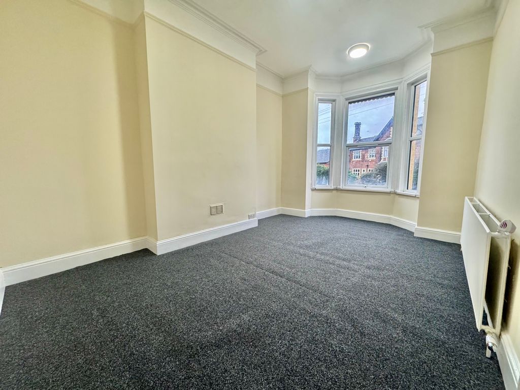 Property photo 1 of 14 Image