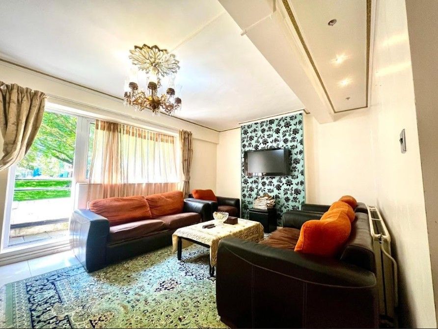 Property photo 2 of 7