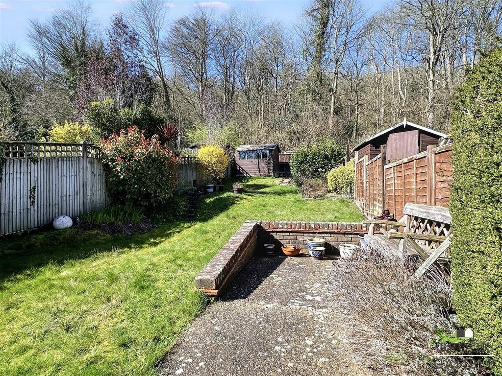 Property photo 3 of 21 01323 438506