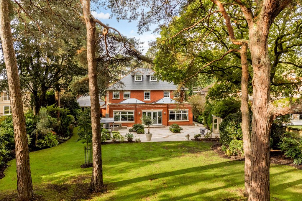 Property photo 2 of 26 Picture No. 42