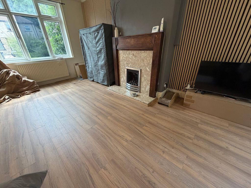 Property photo 2 of 10 Image