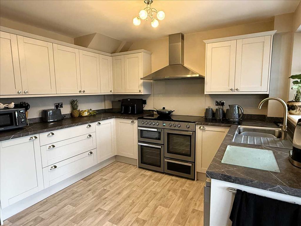 Property photo 1 of 20 Main Picture