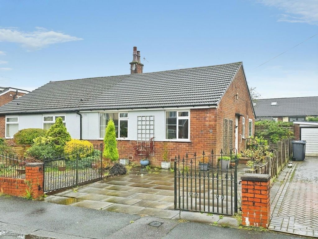 Property photo 1 of 23 Semi-Detached Dormer