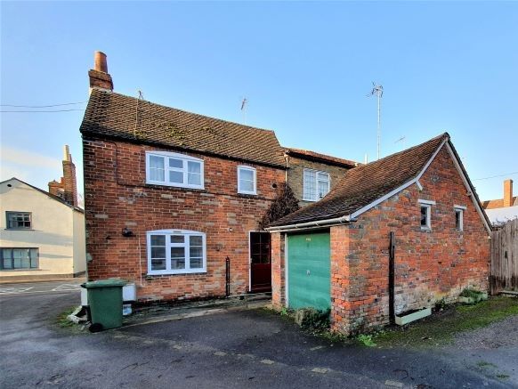 Property photo 3 of 6