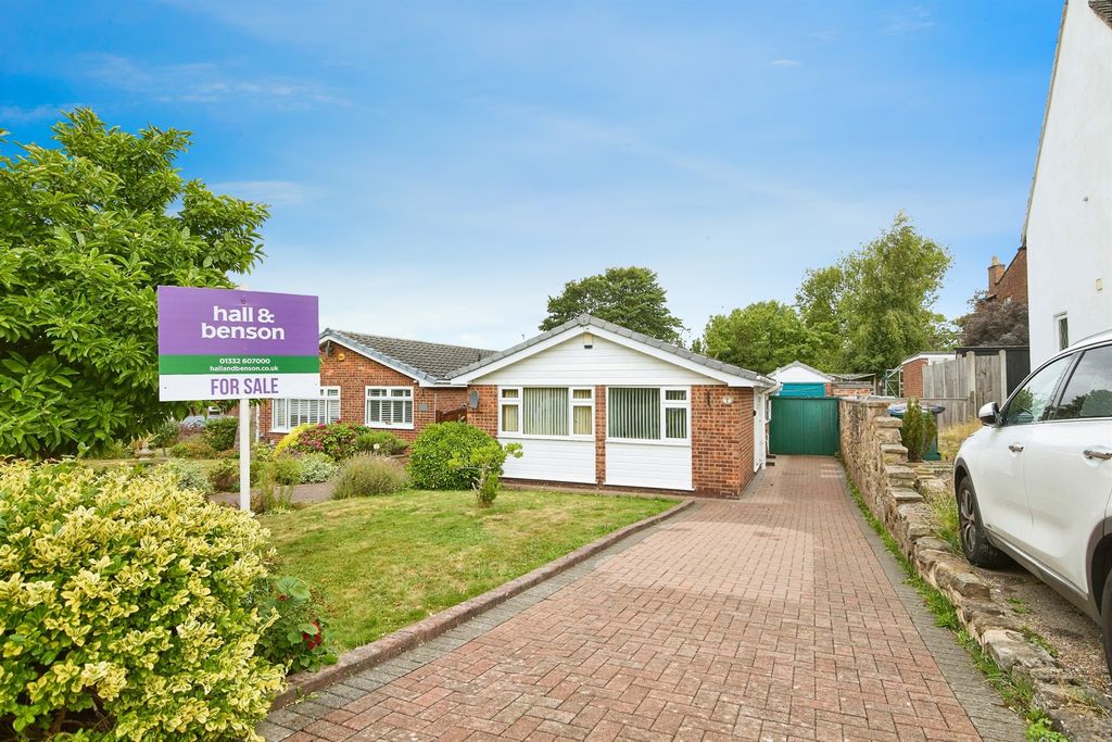 Property photo 1 of 17