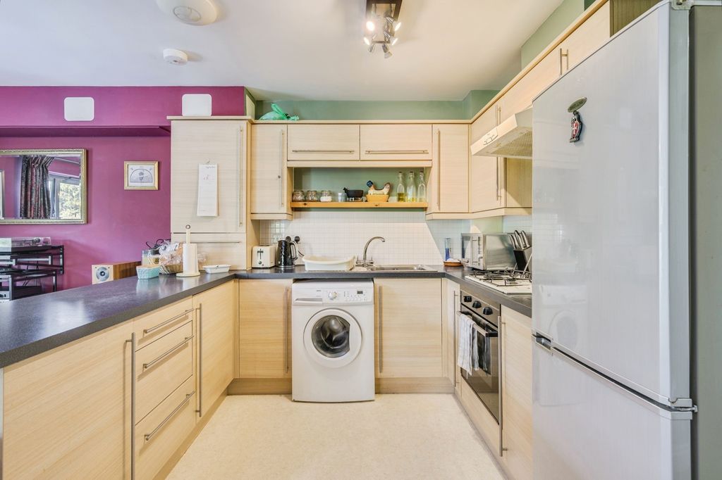 Property photo 2 of 15 Photo