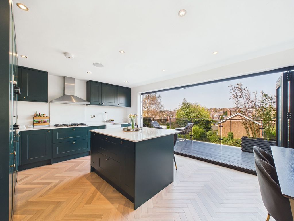 Property photo 2 of 30 Dining Kitchen