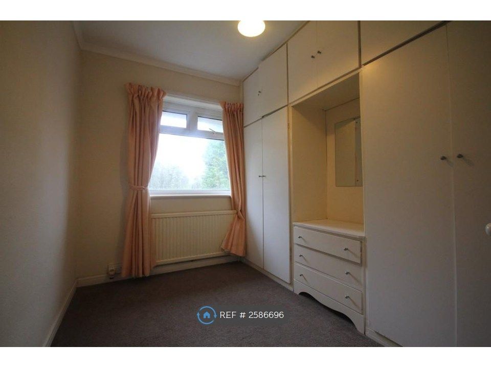 Property photo 2 of 7 Bedroom 3