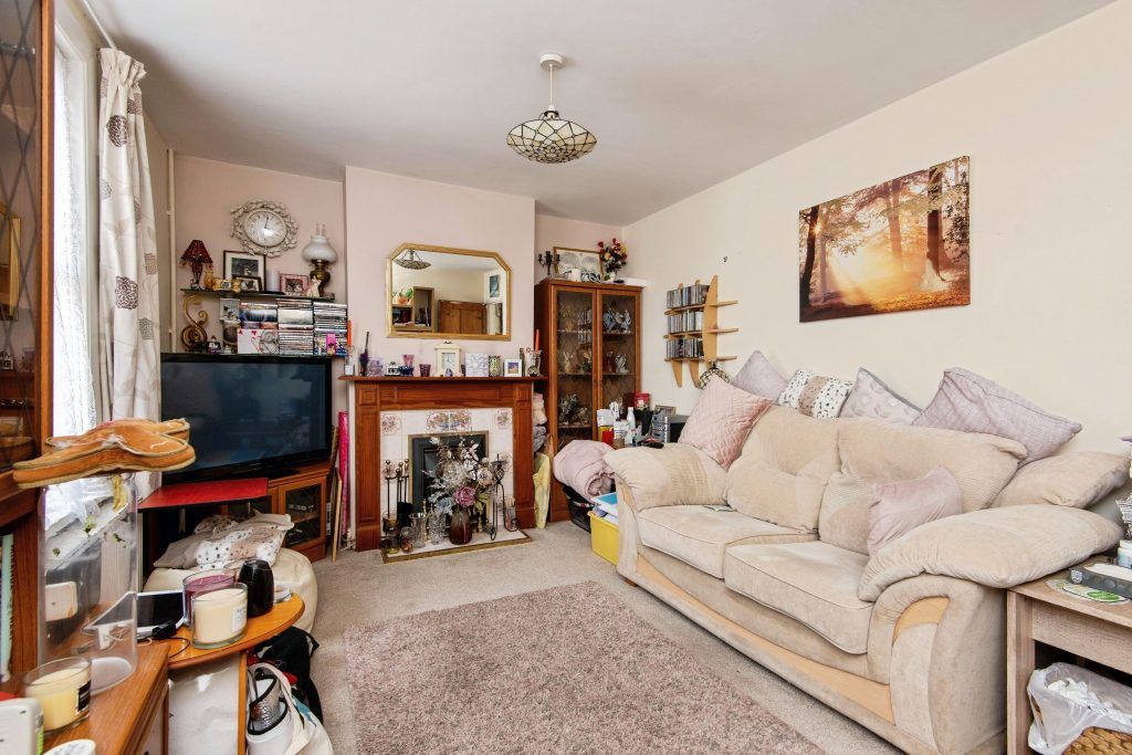 Property photo 2 of 10