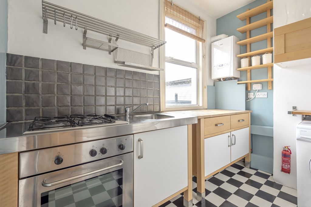 Property photo 2 of 6 584475 (3)
