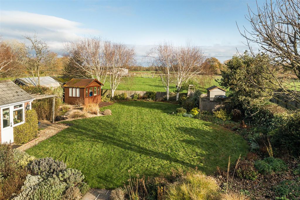 Property photo 2 of 21 1382416-6-691F25E46Dcb3.Jpg