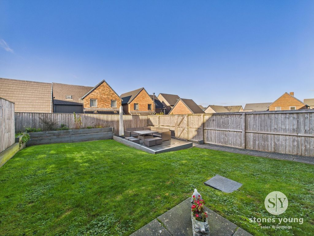 Property photo 2 of 24