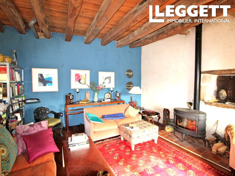 Property photo 3 of 10