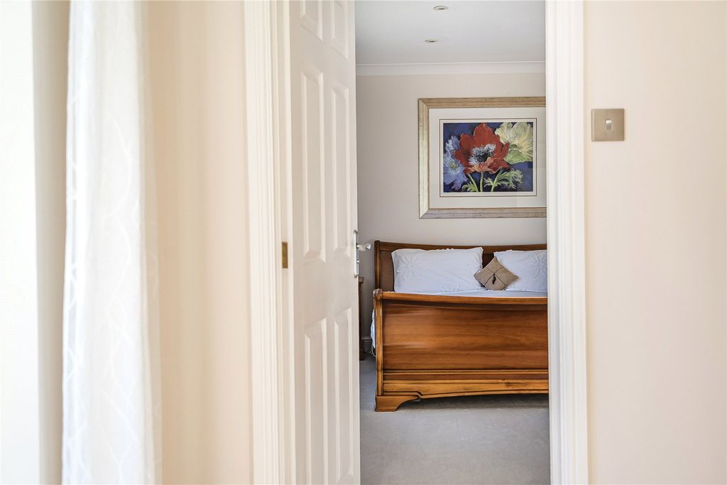 Property photo 3 of 3 Bedroom