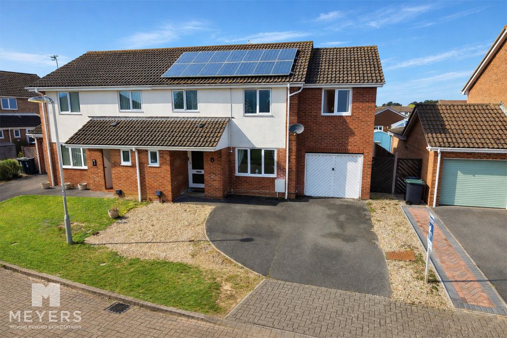 Property photo 1 of 26