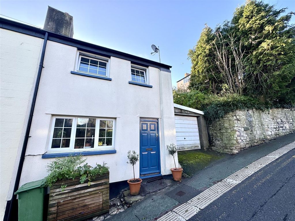 Property photo 1 of 16 Mounton Road