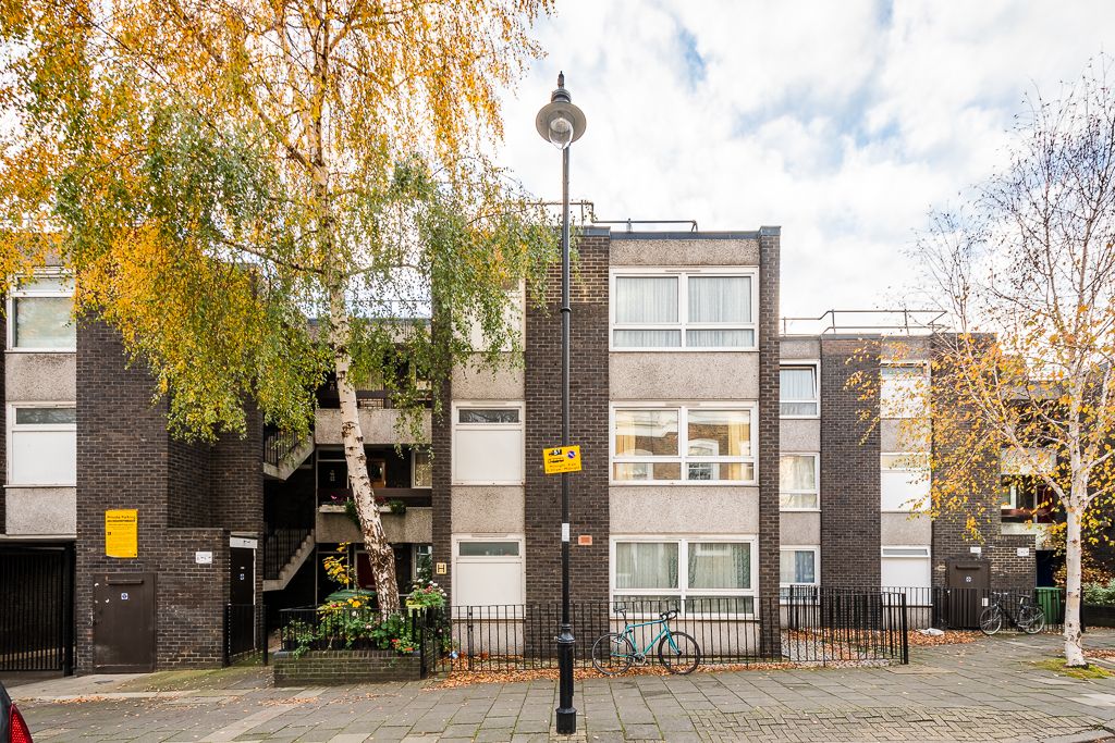 Property photo 1 of 7 Raleigh Mews - Low Res 1