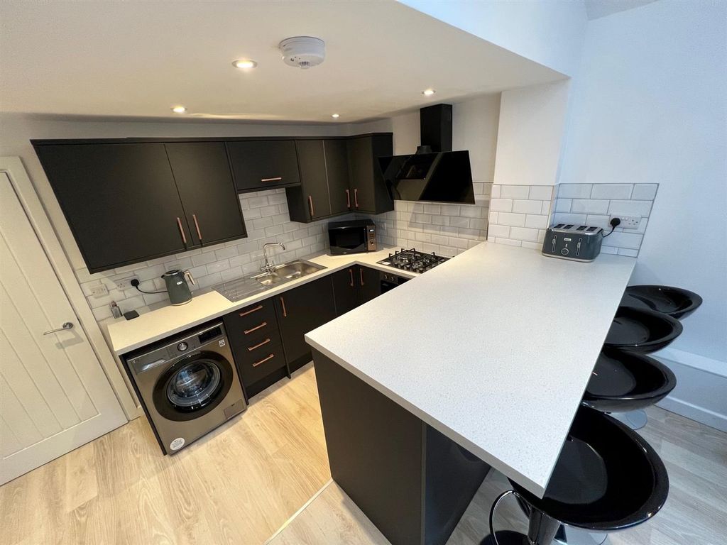 Property photo 3 of 19 Image 18.Jpg