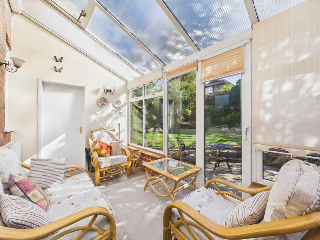 Property photo 3 of 19 Conservatory