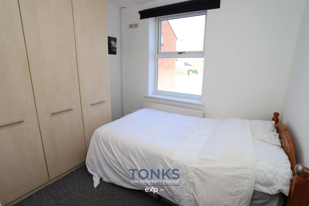 Additional image 5 of 1 bed flat for saleMount Street, Halesowen B63