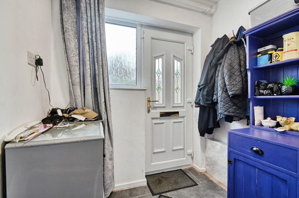 Property photo 2 of 13 34Che12.Jpg