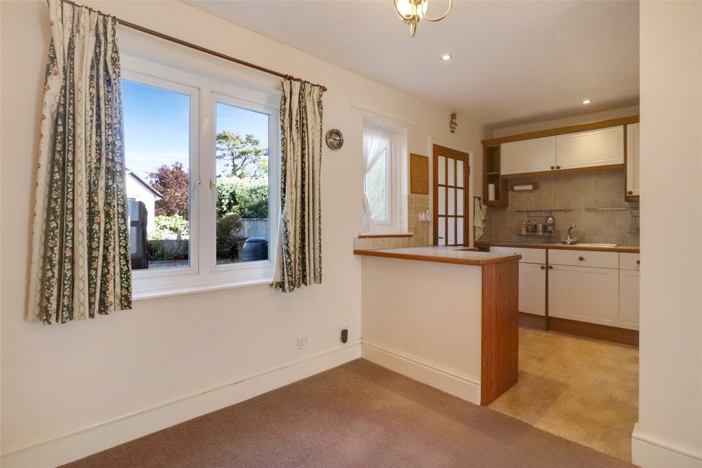 Property photo 3 of 13 Picture No. 18