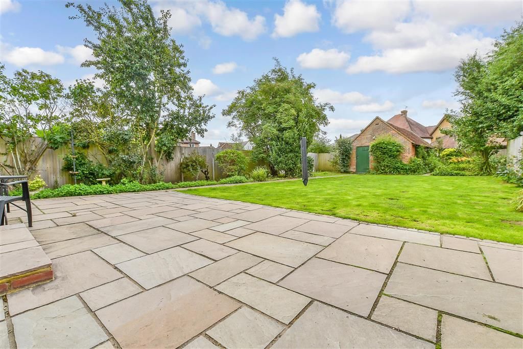 Property photo 2 of 14 Patio / Decking
