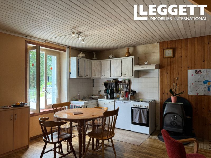 Property photo 2 of 10
