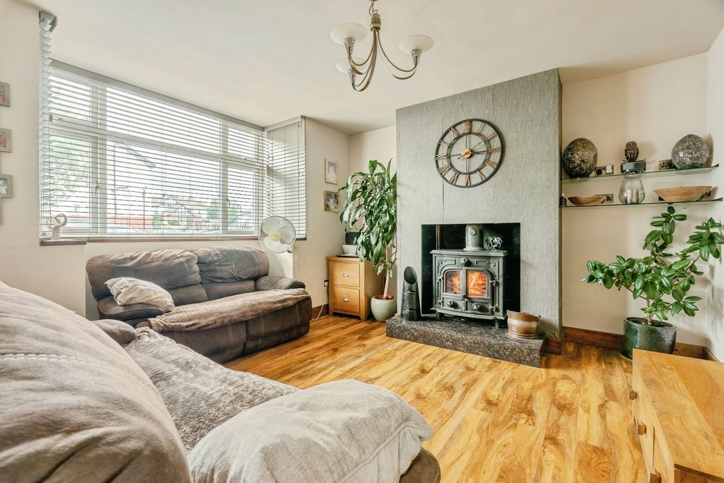 Property photo 2 of 26 Pbox-Img.Jpg