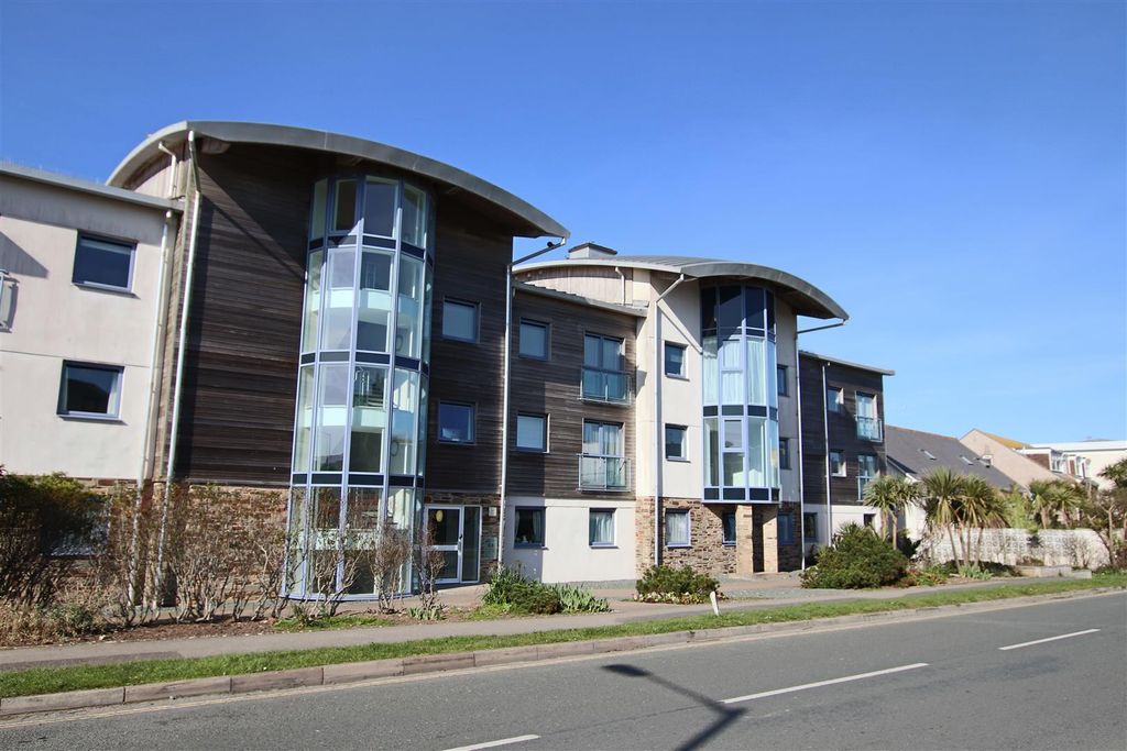 Property photo 1 of 12 Ocean One